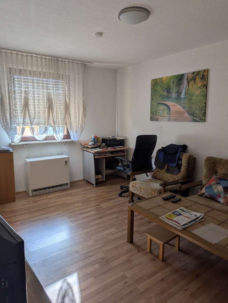 Immobilie in Malsch - Zweifamilienhaus mit Potenzial, gepflegter Zustand in ruhiger Lage - Bild 1