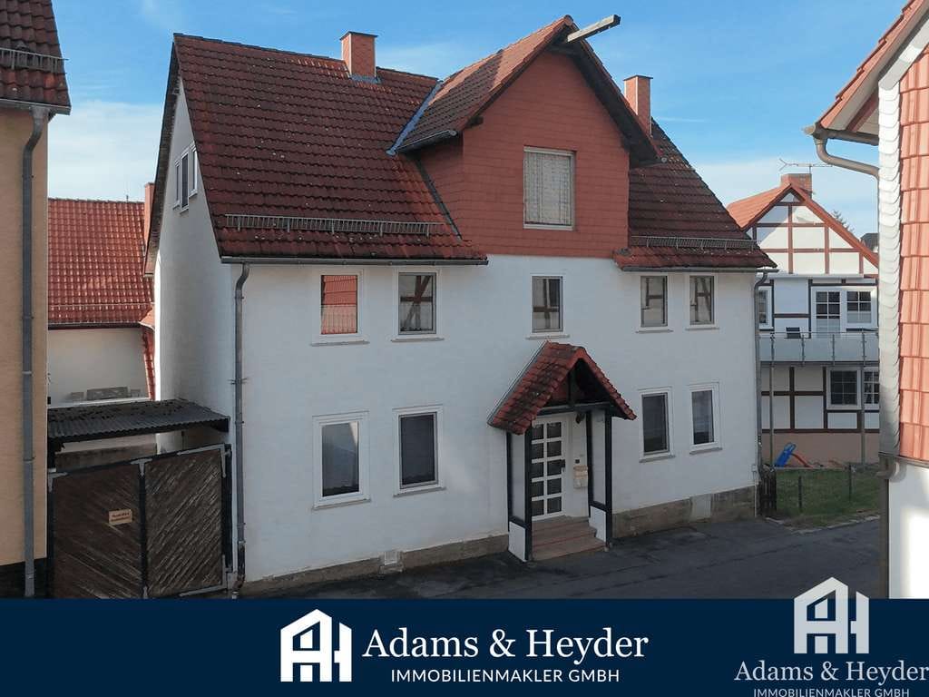 Immobilie in Naumburg - Schönes Einfamilienhaus im Stadtkern von Naumburg sucht einen neuen Eigentümer - Bild 0