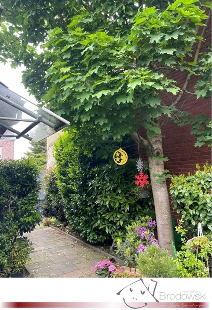 Immobilie in Korschenbroich - Gemütliches Einfamilienhaus mit Innenhof in zentraler Lage von Korschenbroich - Glehn - Bild 0