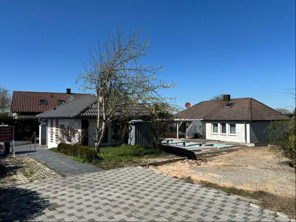 Immobilie in Kirchberg an der Jagst - Wohnhaus mit Nebengebäude und großem Grundstück! - Bild 0