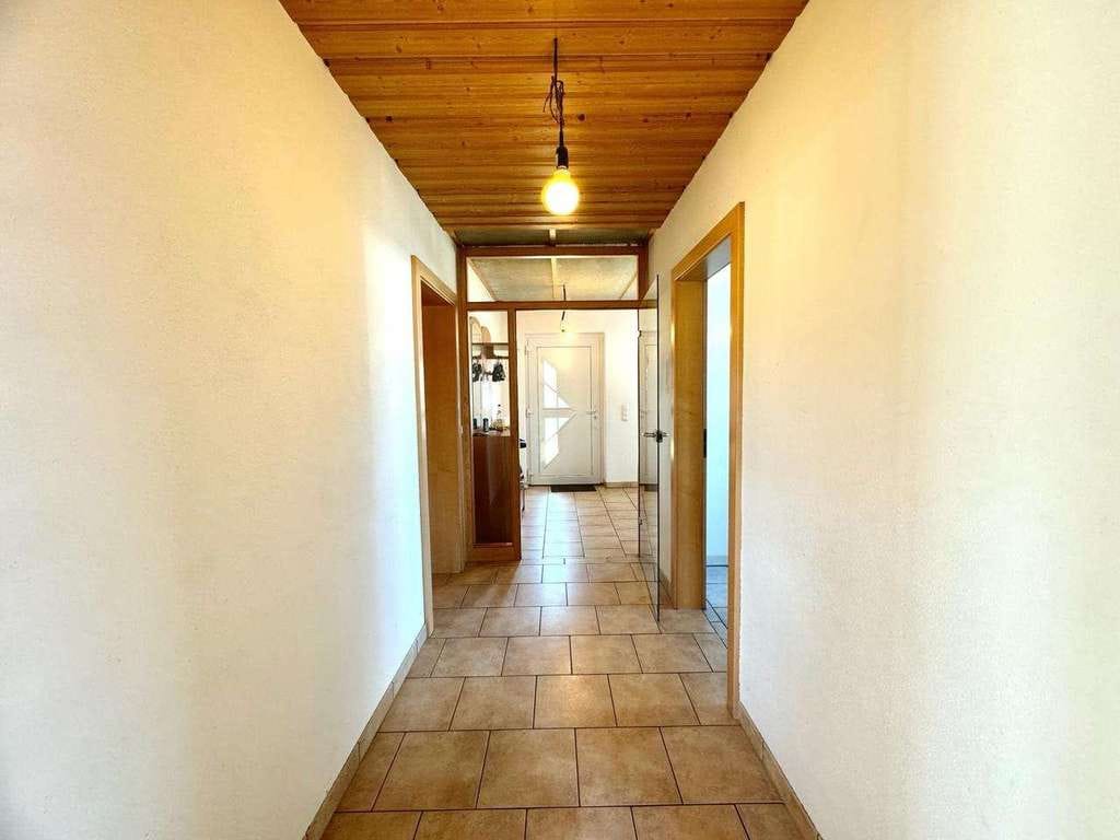 Immobilie in Gottfrieding - Tolles Einfamilienhaus mit großem Garten - Bild 3