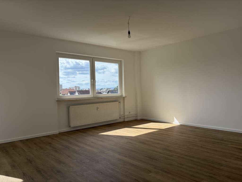Immobilie in Ginsheim-Gustavsburg - *NEU* NEUBAUZUSTAND! MODERNE 4-ZIMMER-FAMILIENWOHNUNG IN RUHIGER LAGE MITTEN IM RHEIN-MAIN-GEBIET! - Bild 2