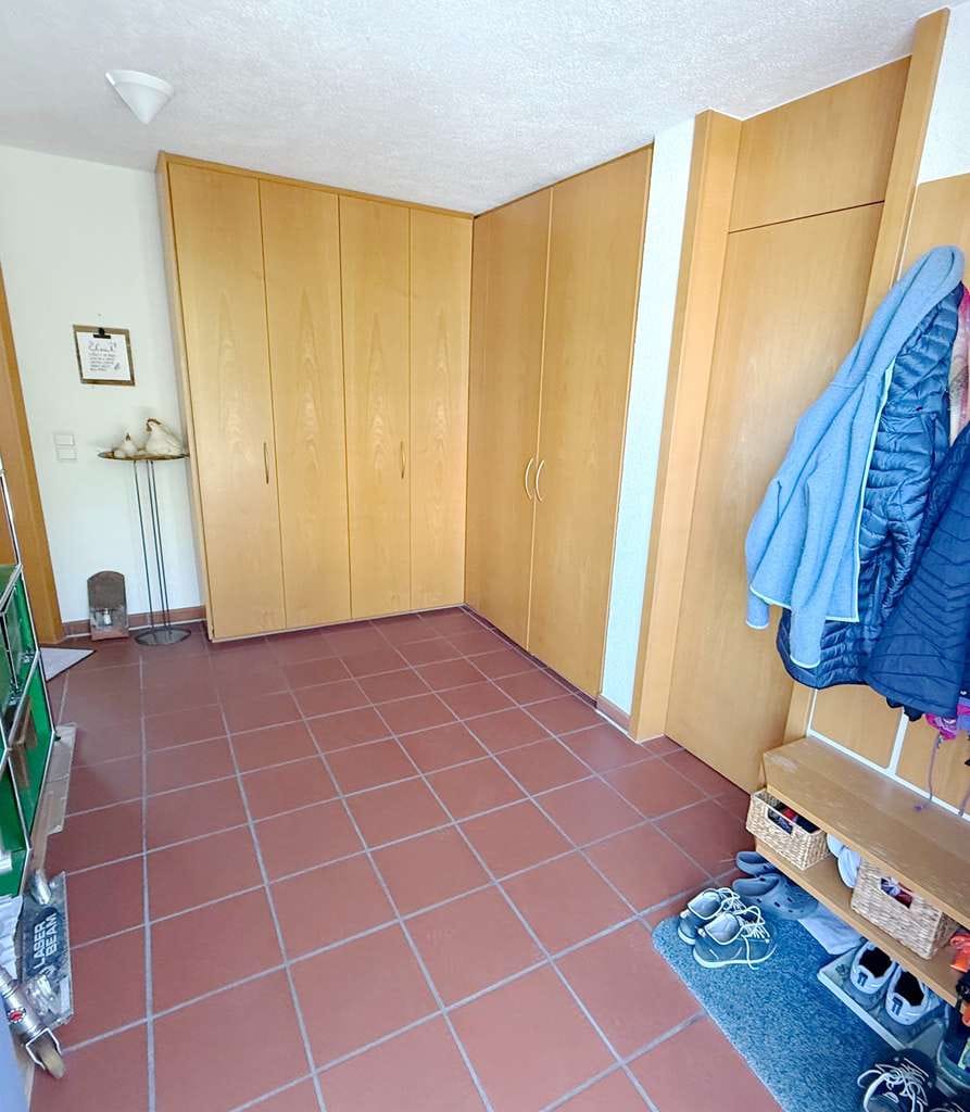 Immobilie in Schönaich - Ihr neues Zuhause: Stilvolle Doppelhaushälfte mit ELW in Bestlage von Schönaich zu verkaufen! - Bild 2