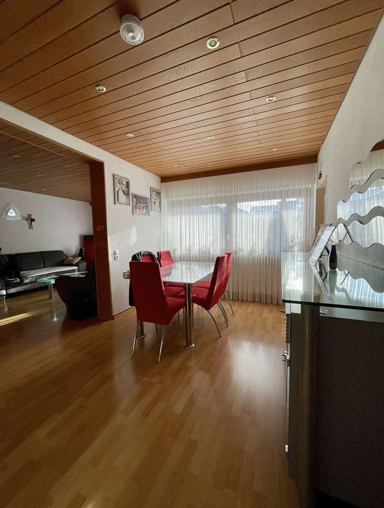 Immobilie in Reinheim - Ihr neues Zuhause: Helle 3,5 - Zimmer Wohnung mit Balkon, Carport und viel Potenzial - Bild 0