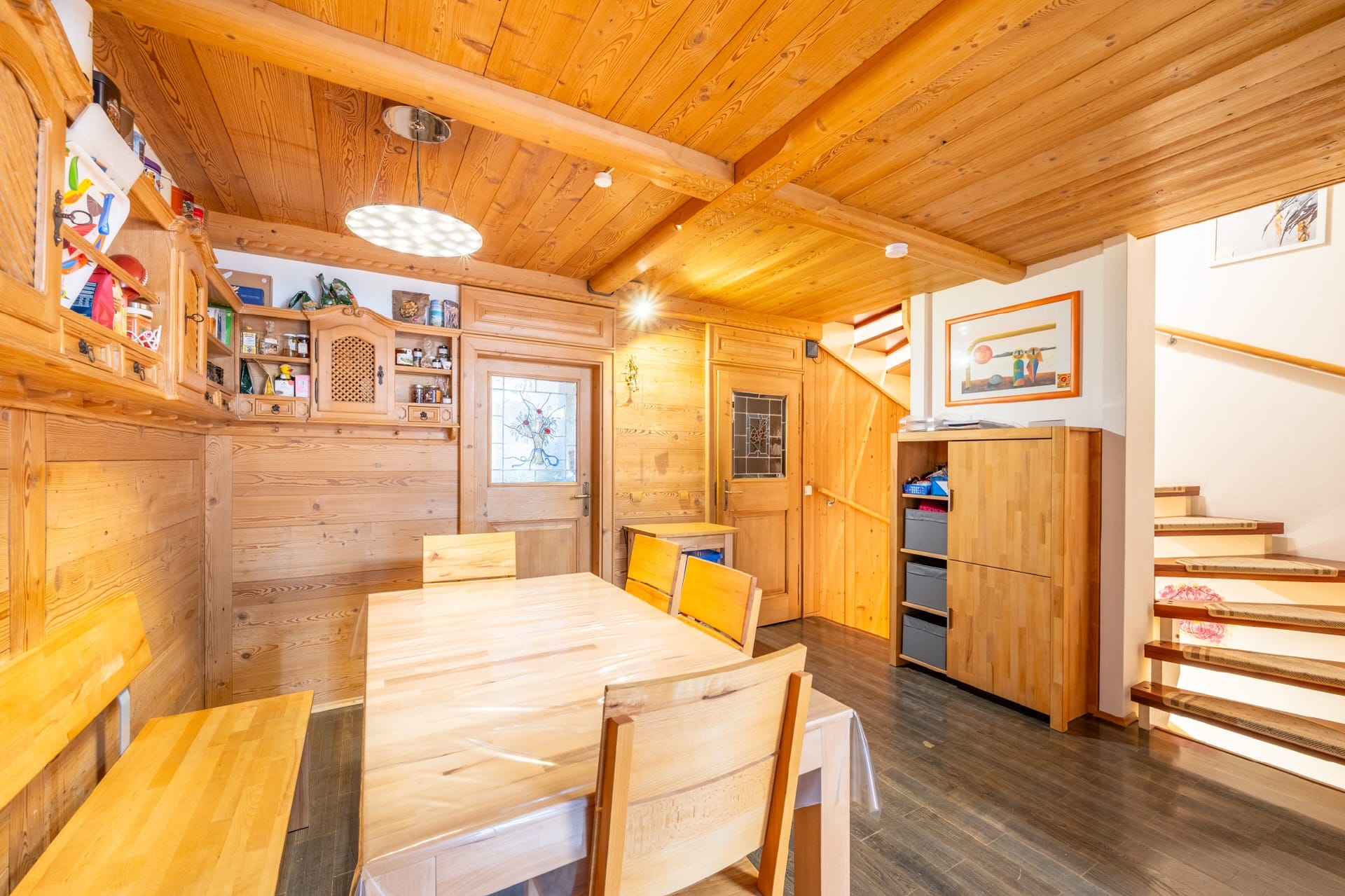 Immobilie in Kirchheim bei München - AIGNER - Reihenmittelhaus mit Dachterrasse, Südbalkon und Garten in Kirchheim - Bild 1