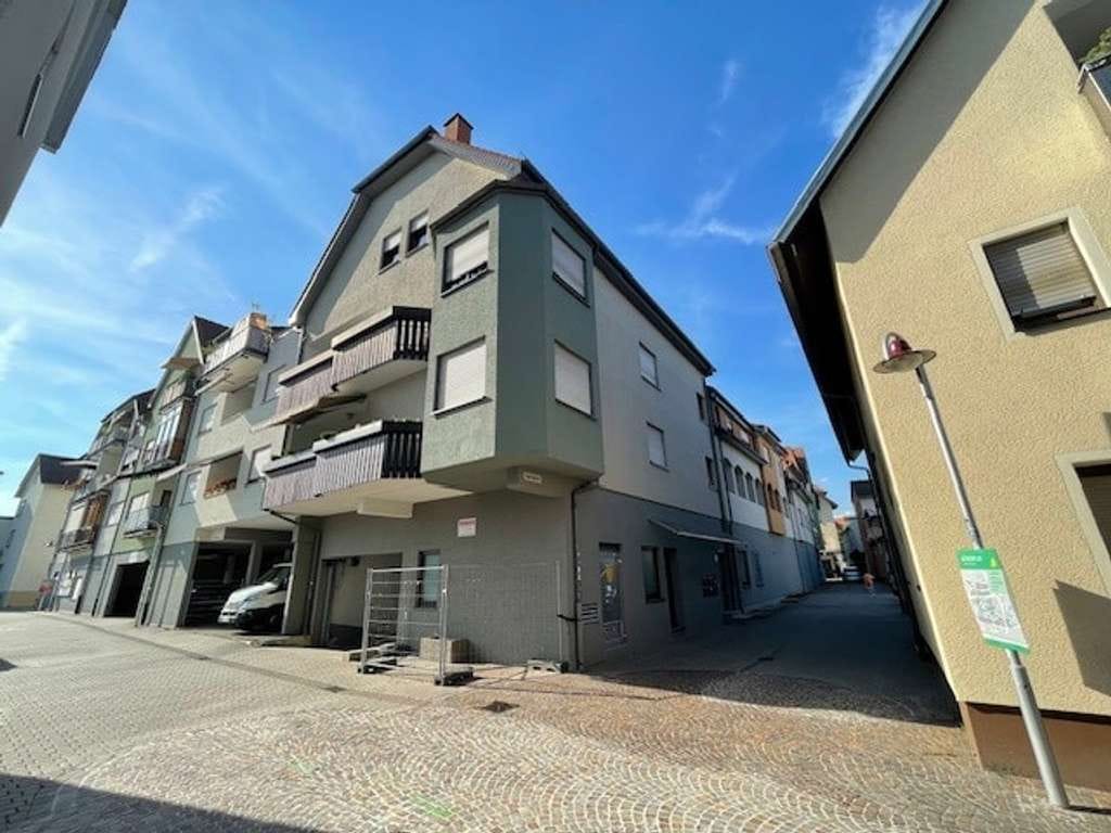 Immobilie in Sinsheim - 2-Zimmerwohnung mit Kochnische und Tiefgaragenstellplatz - Bild 2