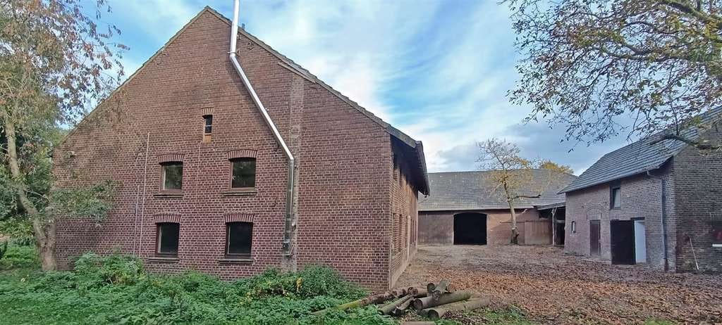 Immobilie in Tönisvorst - Immobilien-Richter: Bauernhof mit 2 große Scheunen und Remise in ruhiger Lage von Tönisvorst - Bild 1