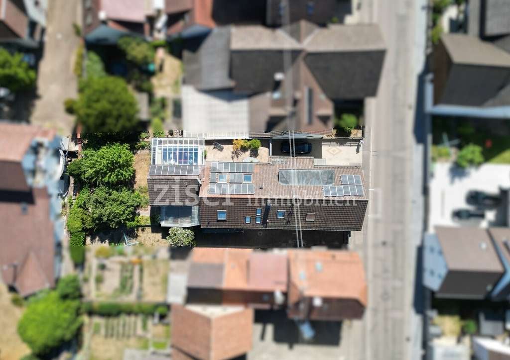 Immobilie in Teningen - Wohn- und Geschäftshaus in zentraler Lage von Teningen - Bild 1
