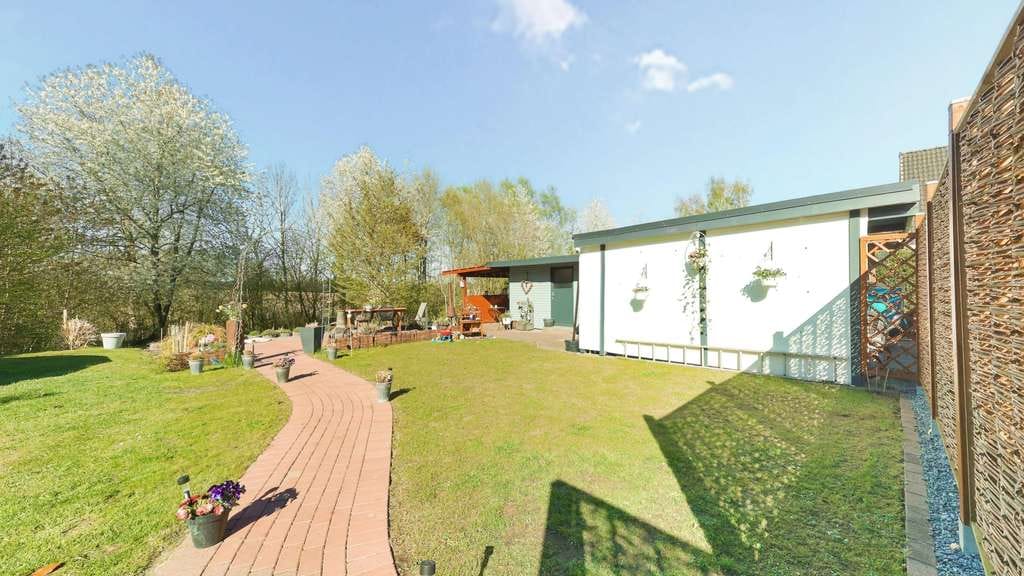 Immobilie in Schellhorn - Einfamilienhaus mit Einliegerwohnung am Feldrand - Bild 4