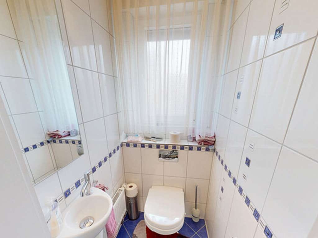 Immobilie in Weisenheim am Berg - Charmanter Bungalow in ruhiger Wohnlage - gepflegt, großzügig und mit viel Herz - Bild 4