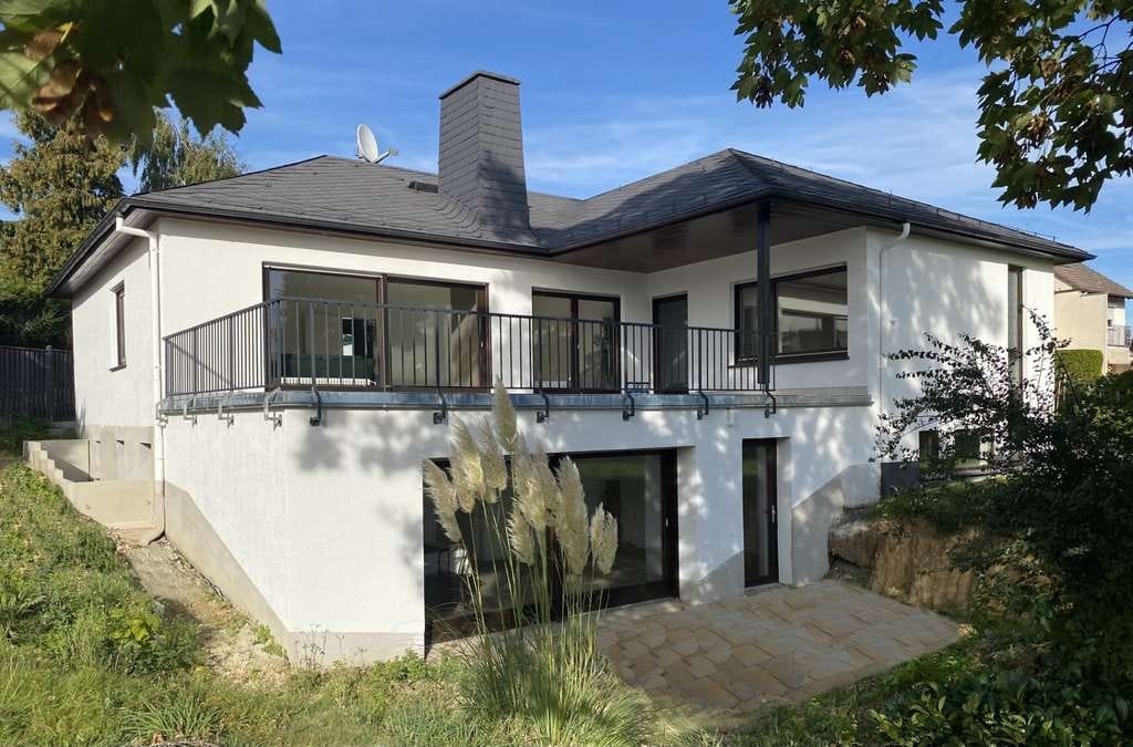 Immobilie in Wehrheim - Anwesen der Extraklasse- Repräsentatives EFH in gefragter Bestlage  von Wehrheim - Bild 0