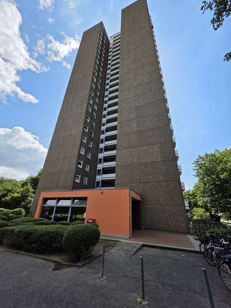 Immobilie in Köln - Einzimmerappartement in guter Lage, mit Blick in den Vorgebirgspark - Bild 2