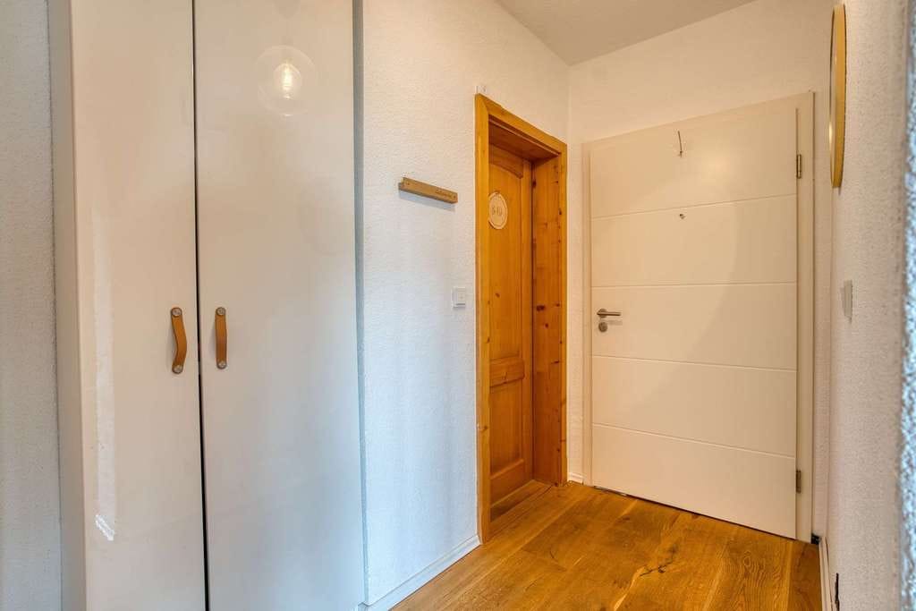 Immobilie in Gottfrieding - ***Renovierte 4-Zimmer-Wohnung in ruhiger Wohnlage*** - Bild 1