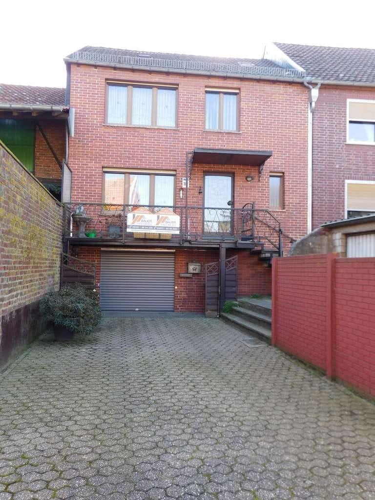 Immobilie in Baesweiler - Gepflegtes Einfamilienhaus in ruhiger Dorflage - Bild 1