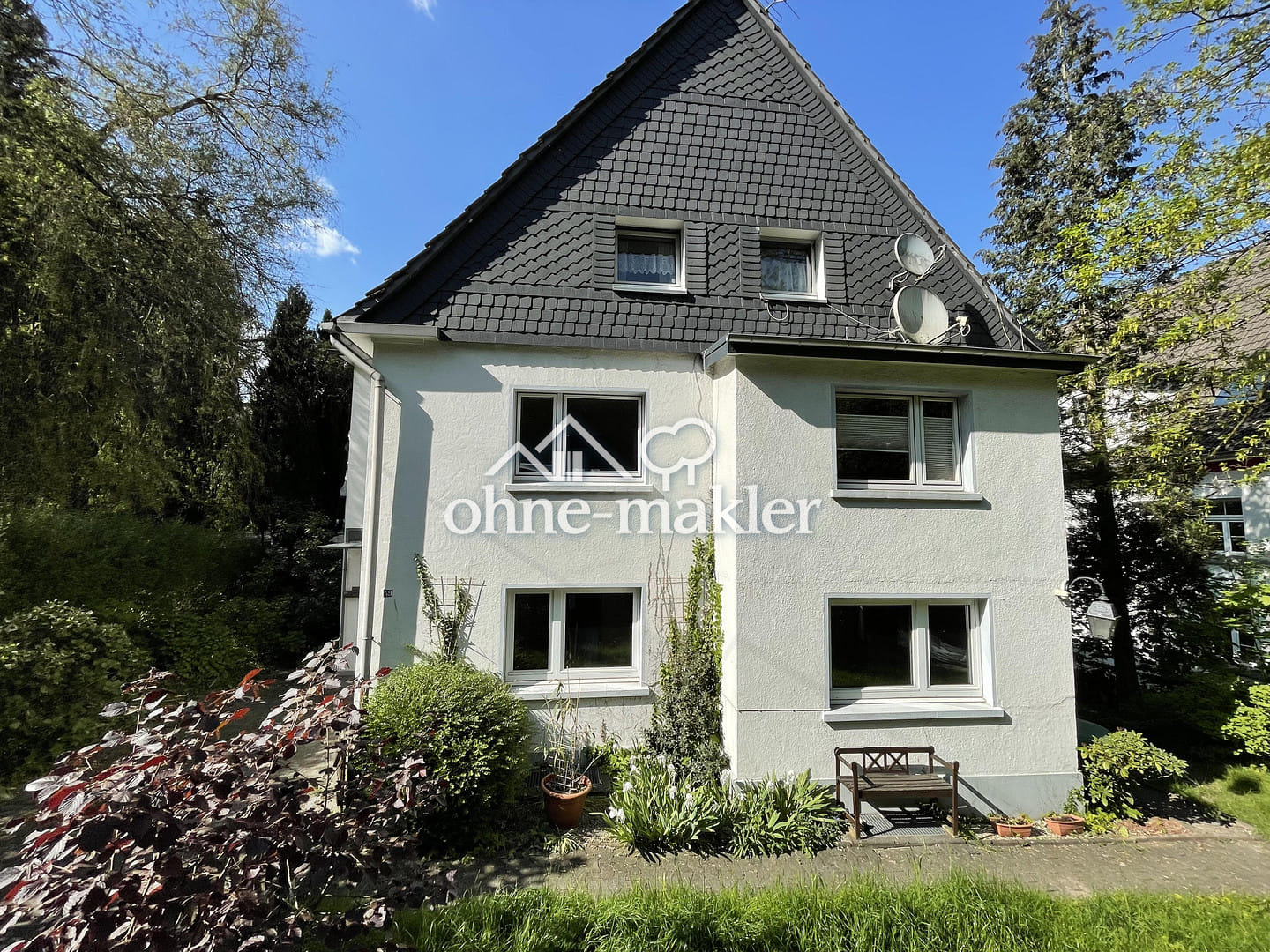 Immobilie in Gummersbach - 2 MEHRFAMILIENHÄUSER MIT 6 WOHNEINHEITEN + GROSSZÜGIGE GEWERBFLÄCHE - IM ZENTRUM VON GUMMERSBACH - - Bild 1