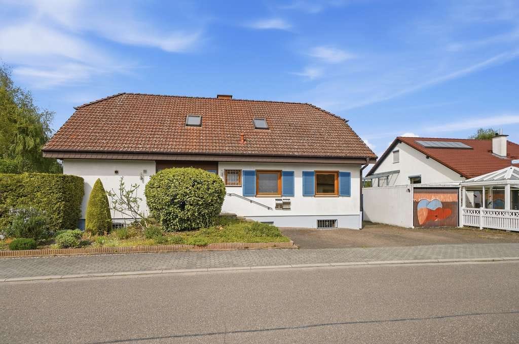 Immobilie in Bellheim - Ihr neues Zuhause: 183 m² Wohnkomfort auf großem Grundstück in Bellheim - Bild 3