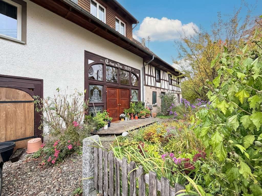 Immobilie in Illmensee - Landhausjuwel mit Garten & zusätzlichem Gebäude! - Bild 0