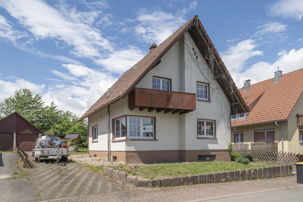 Immobilie in Hüfingen - Sonniges Wohnen für die ganze Familie - stadtnah und ruhig gelegen - Bild 0