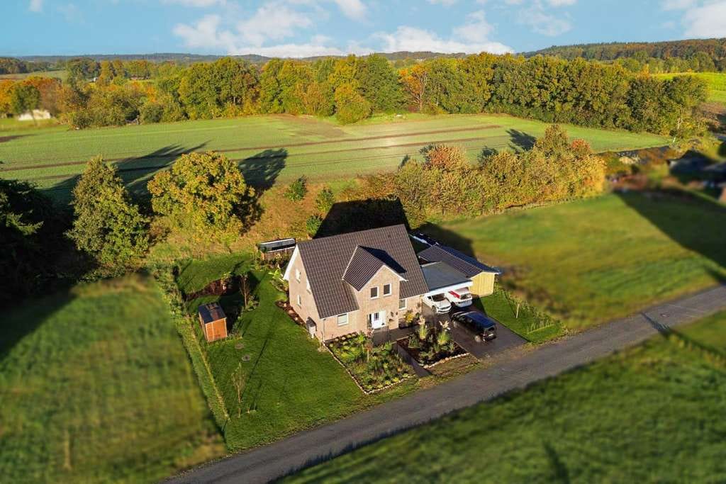Immobilie in Hollnseth - **Energieeffizientes Traumhaus in naturnaher Lage – modern, großzügig und familienfreundlich** - Bild 0