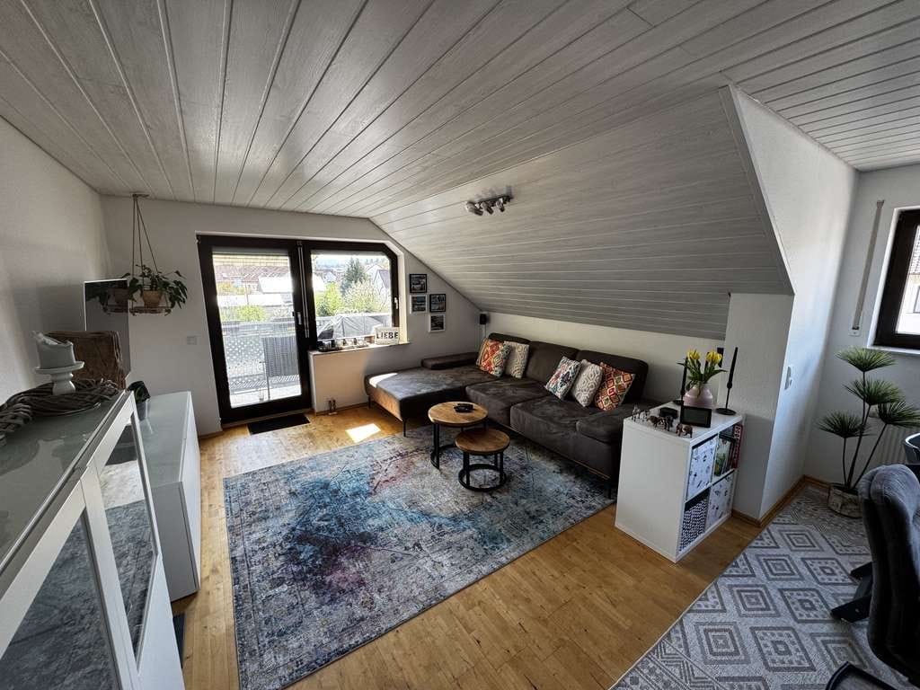 Immobilie in Wannweil - Perfekt für Familien: 5-Zimmer-Maisonette mit großem Balkon & Gartenanteil in ruhiger Lage - Bild 0