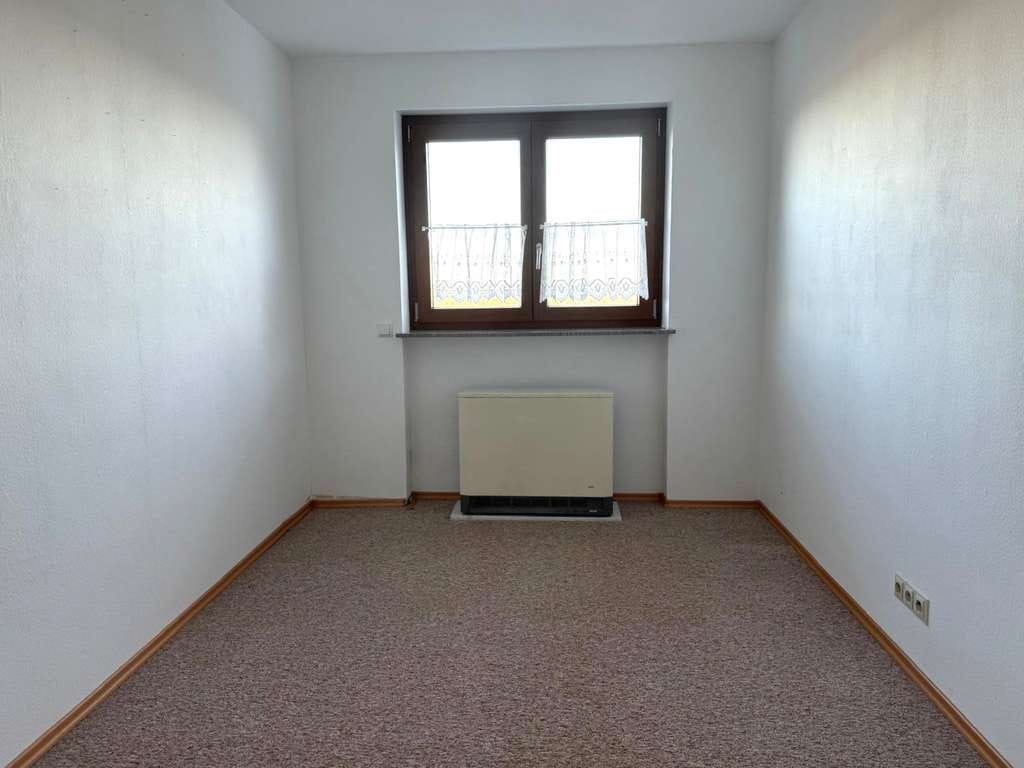 Immobilie in Schopfloch - Geräumige Familienwohnung am Rande von Schopfloch - Bild 2