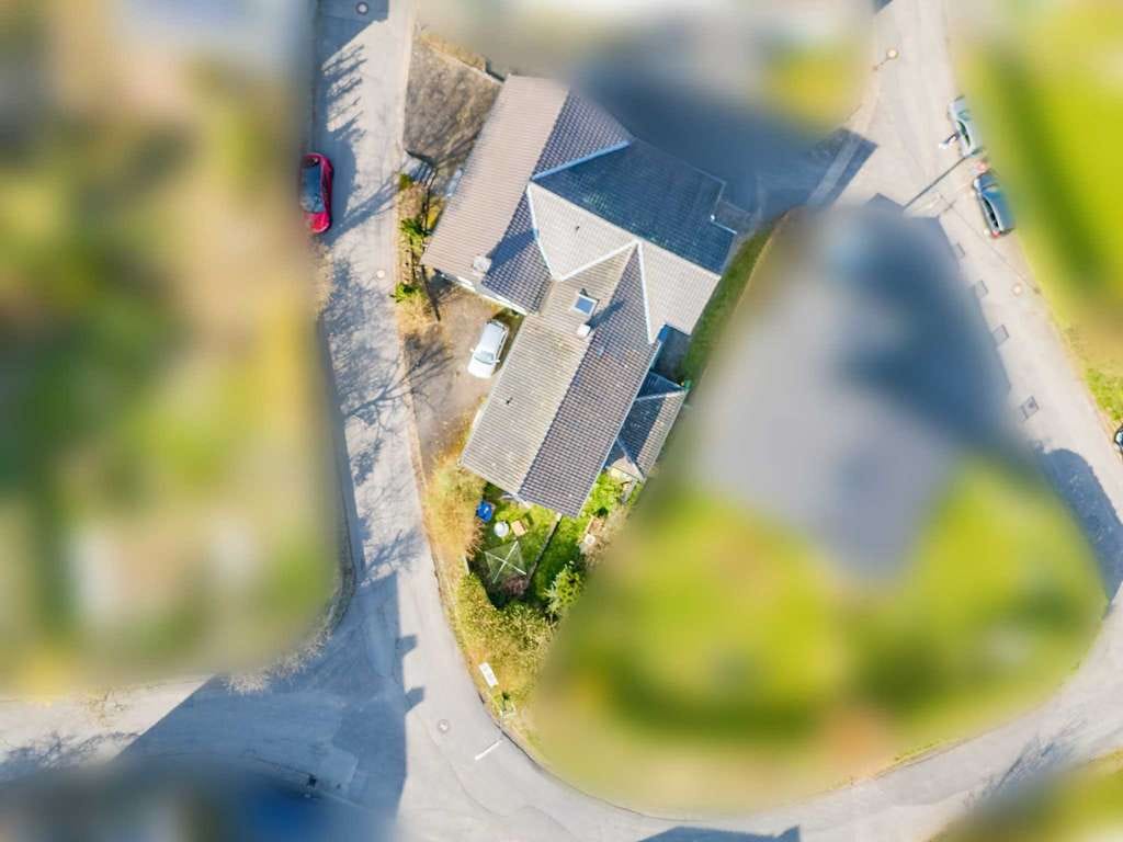 Immobilie in Nümbrecht - Zwei Wohneinheiten in modernisiertem Zuhause in ruhiger Lage von Nümbrecht-Lindscheid - Bild 3