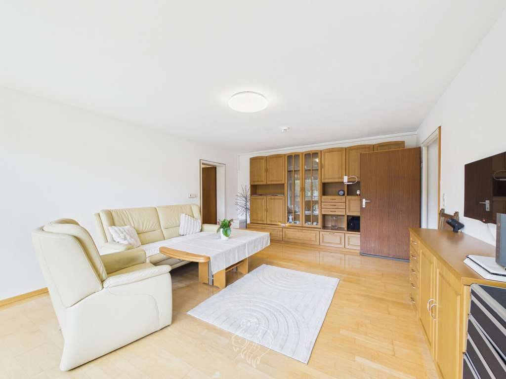 Immobilie in Würzburg - Investoren aufgepasst: Vermietete 3-Zimmer-Wohnung mit Balkon & Perspektive - Bild 1