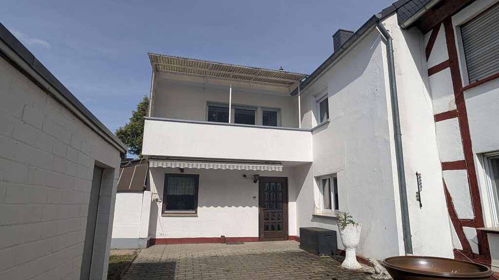 Immobilie in Troisdorf - Sanierungsobjekt in Troisdorf-Bergheim - Bild 2