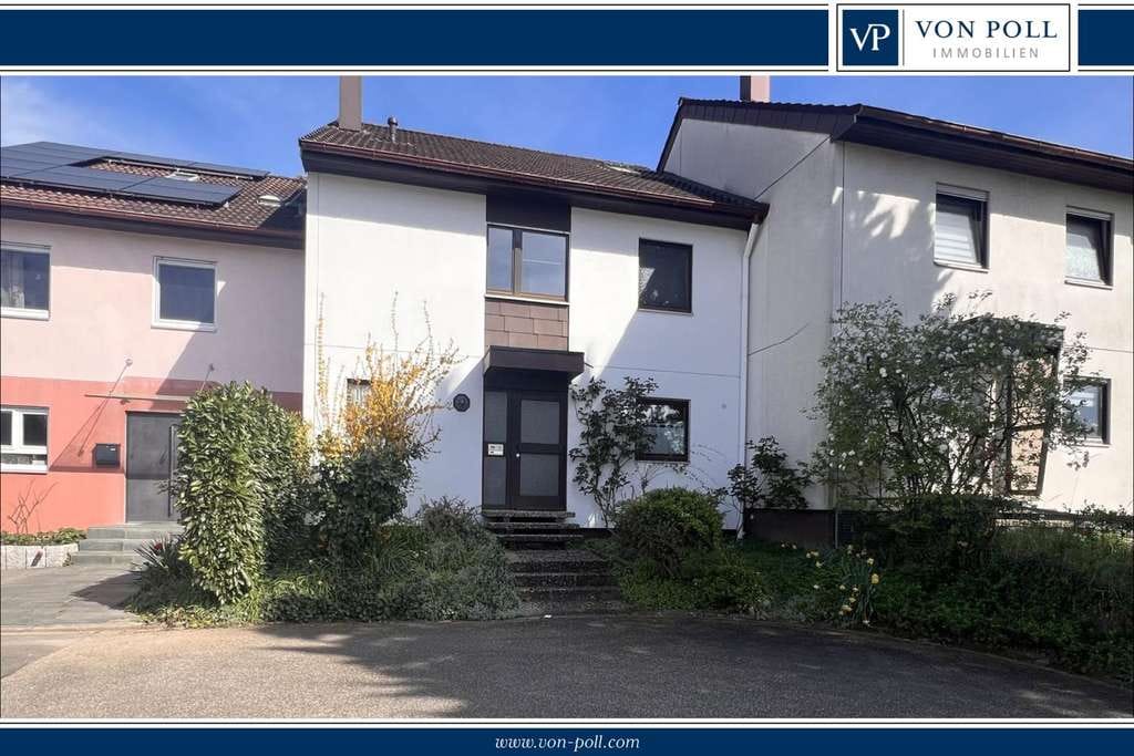 Immobilie in Sinzheim - Reihenmittelhaus in ruhiger, gesuchter Wohnlage von Sinzheim mit Potential sucht neue Eigentümer - Bild 0