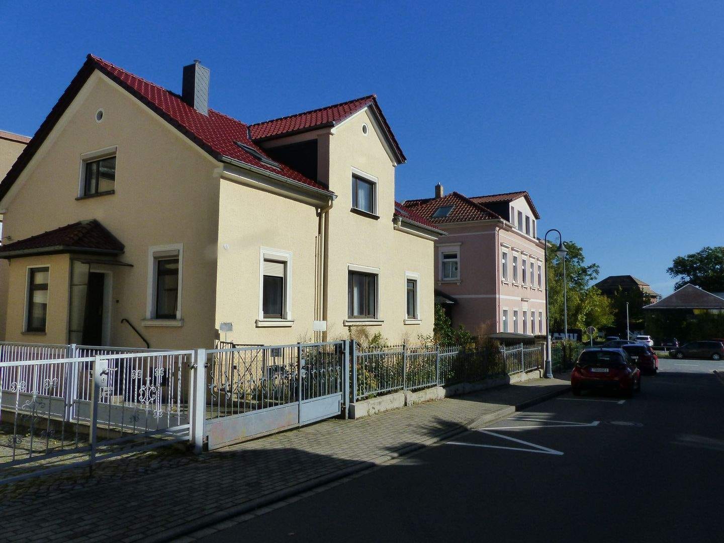 Immobilie in Liebschützberg - Einfamilienhaus in Oschatz - Solide Basis mit Gestaltungsspielraum - Bild 0