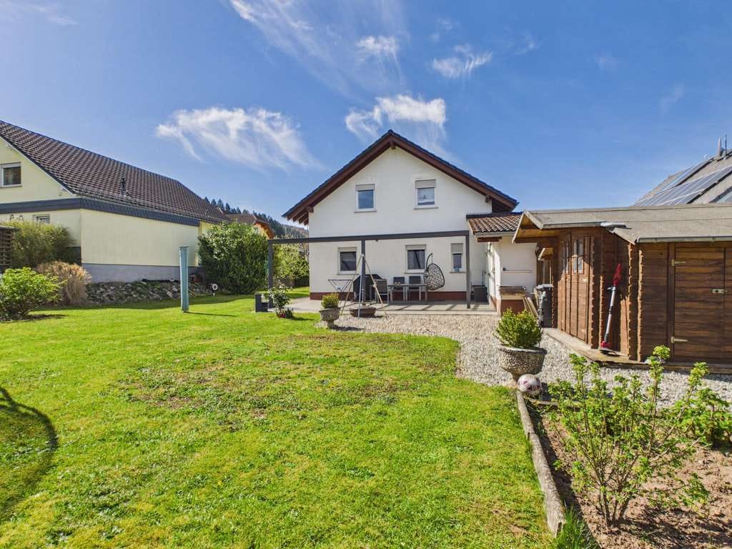 Immobilie in Hochstetten-Dhaun - Ruhig. Freistehend. Großzügig. – Magu-Einfamilienhaus mit Gartenparadies - Bild 3