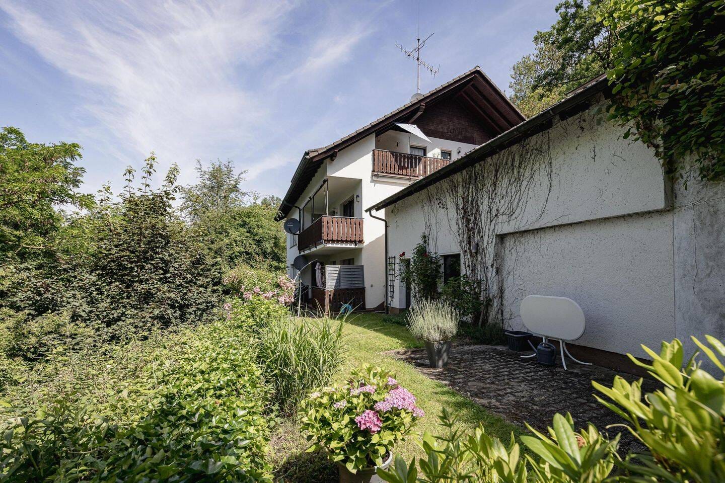 Immobilie in Wetter (Ruhr) - Wohnen und Investieren unterhalb der Burg Volmarstein - attraktives 4-Familienhaus in Wetter-Volmarstein - Bild 3