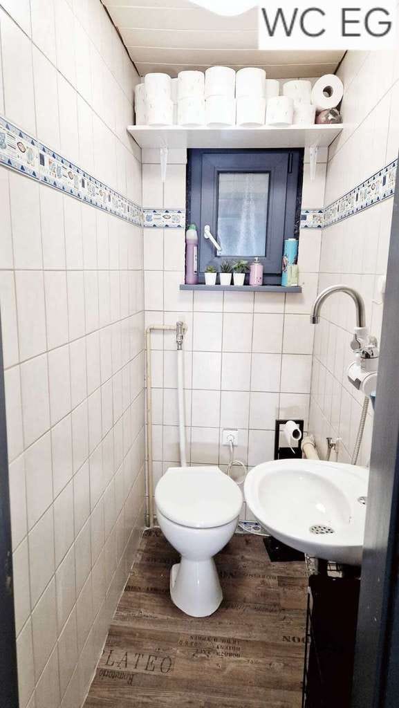 Immobilie in Alpirsbach - Doppelhaushälfte in Alpirsbach mit großem Grundstück und solider Basis und günstigem Preis - Bild 3