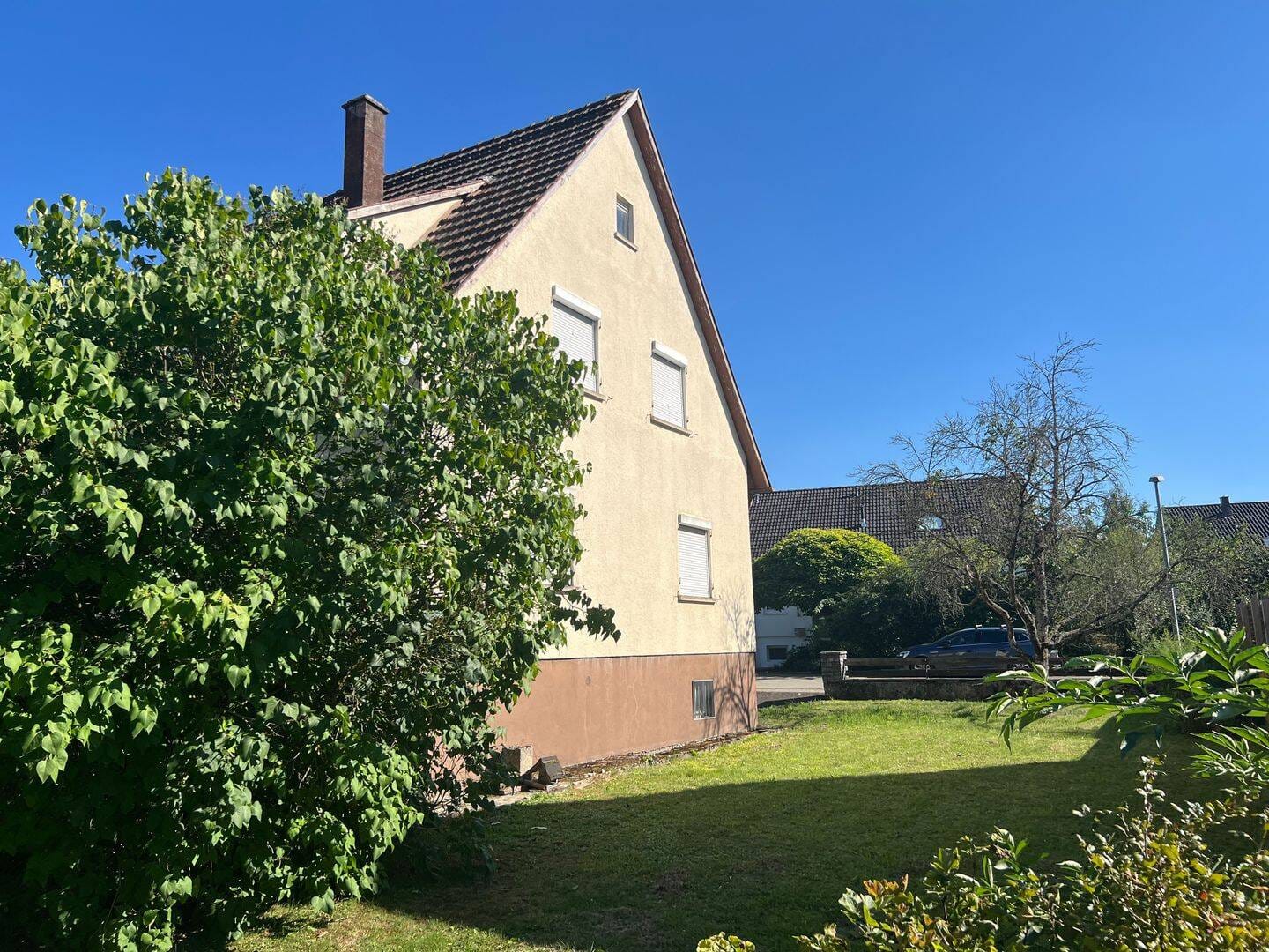 Immobilie in Gomaringen - Haus mit schönem Grundstück in ruhiger und guter Lage - Bild 2