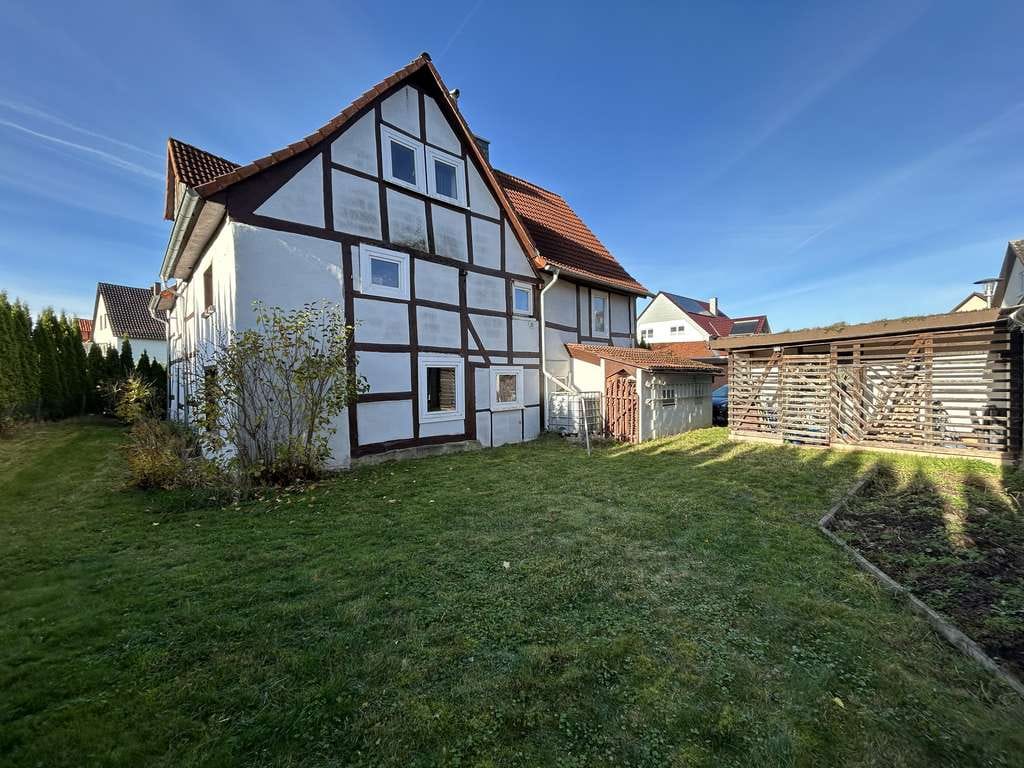 Immobilie in Diemelstadt - Fachwerkhaus mit Geschichte, Platz und Charakter in Diemelstadt-Wrexen - Bild 1