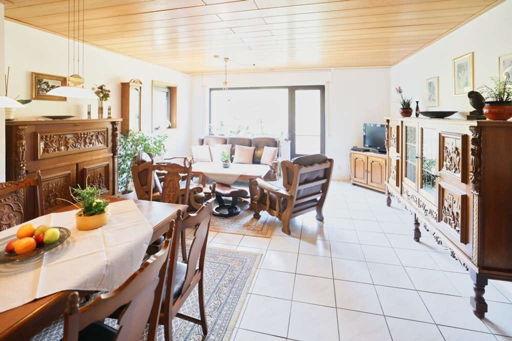 Immobilie in Dausenau - Gepflegte 2-ZKB-Wohnung mit Balkon und Terrasse in ruhiger Lage von Dausenau - Bild 3