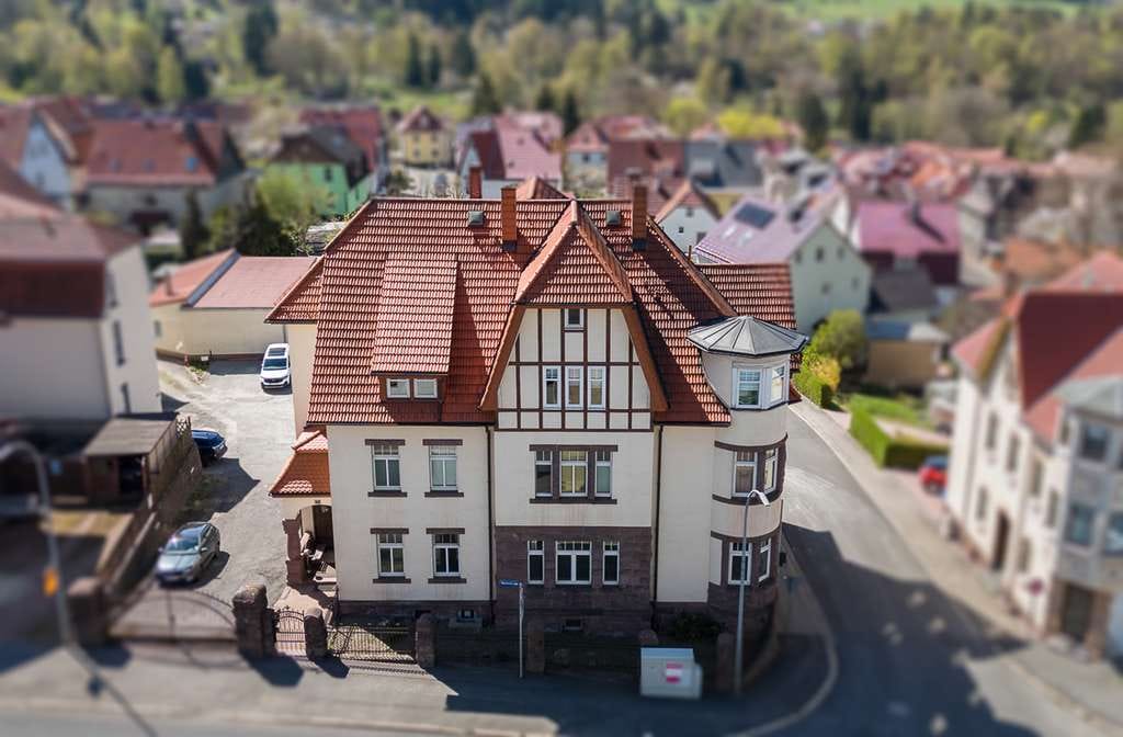 Immobilie in Zella-Mehlis - Solides Mehrfamilienhaus! Voll vermietetet! Fortlaufend saniert! - Bild 1