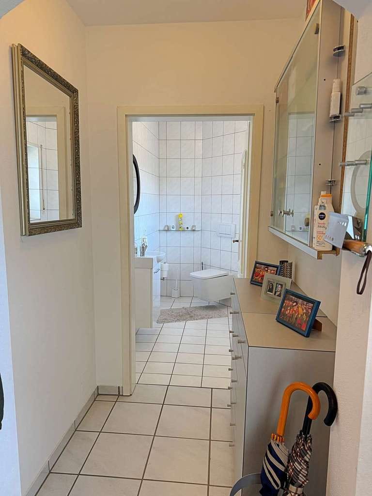 Immobilie in Dielheim - Wohnen mit Weitblick – Einfamilienhaus in traumhafter Hang- und Feldrandlage - Bild 2