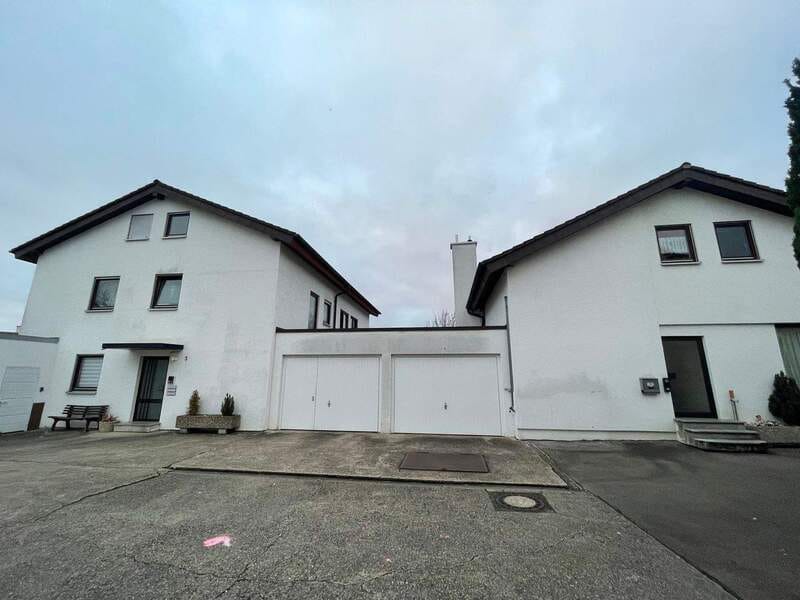 Immobilie in Frickenhausen - Vielseitiges Wohn- und Gewerbeobjekt mit 4 WE, Gewerbe und Garagen, 209-23-2 - Bild 0