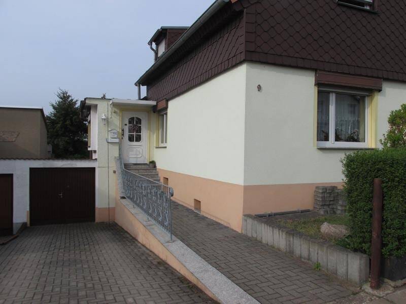 Immobilie in Hettstedt - Doppelhaushälfte in zentraler Wohnlage von Hettstedt - Bild 1