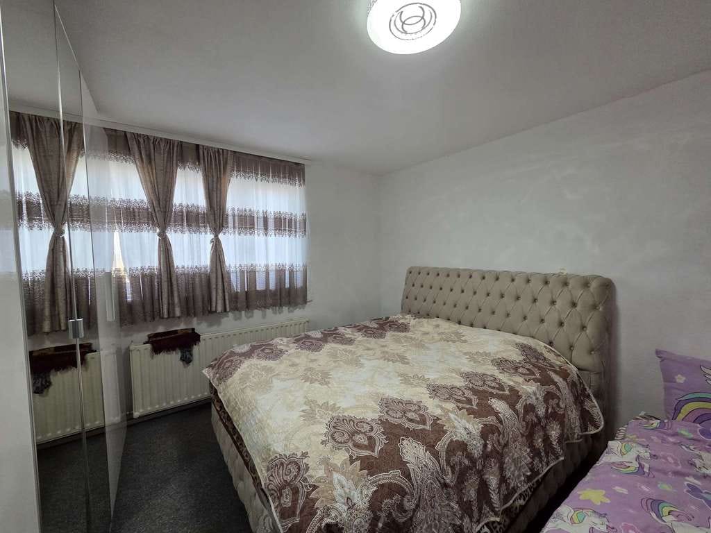 Immobilie in Dietzenbach - Helle 4 Zimmer-Wohnung + Balkon | ca. 8 % Rendite | TG-Platz | S-Bahn & Rathaus-Center*** - Bild 1