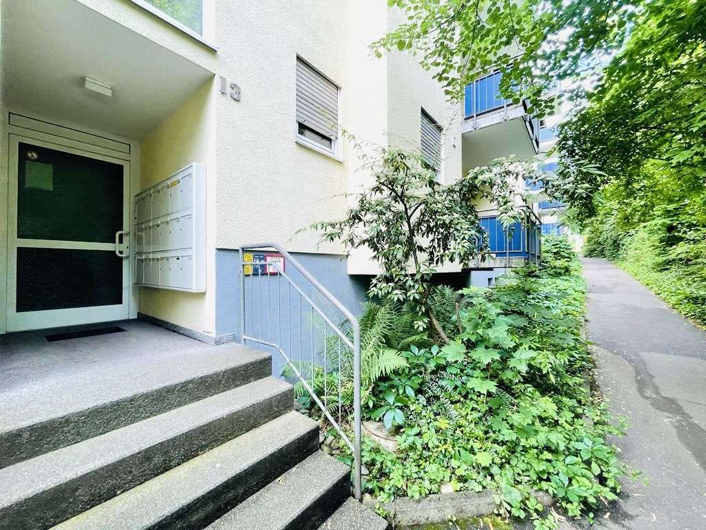 Immobilie in Göppingen - Gepflegte, verkehrgünstige 1-Zimmer Wohnung mit Garage in Göppingen - Bild 2