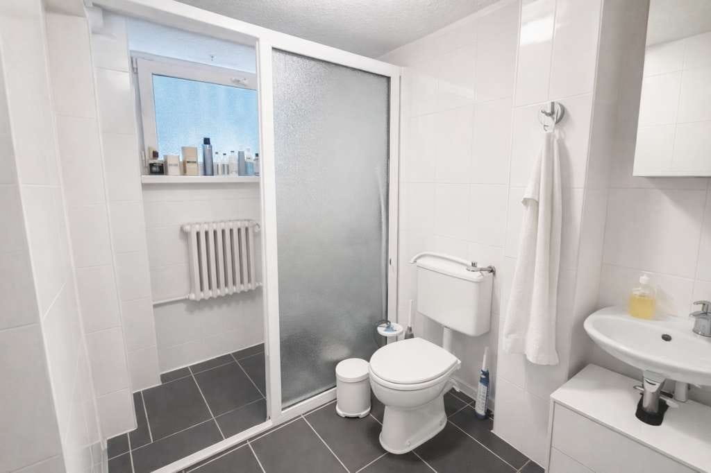 Immobilie in Marbach am Neckar - Value-Add-Investment: 4-Parteien-Objekt + 310 m² Baureserve - Erwerb einzeln und im Gesamtpaket mö - Bild 3