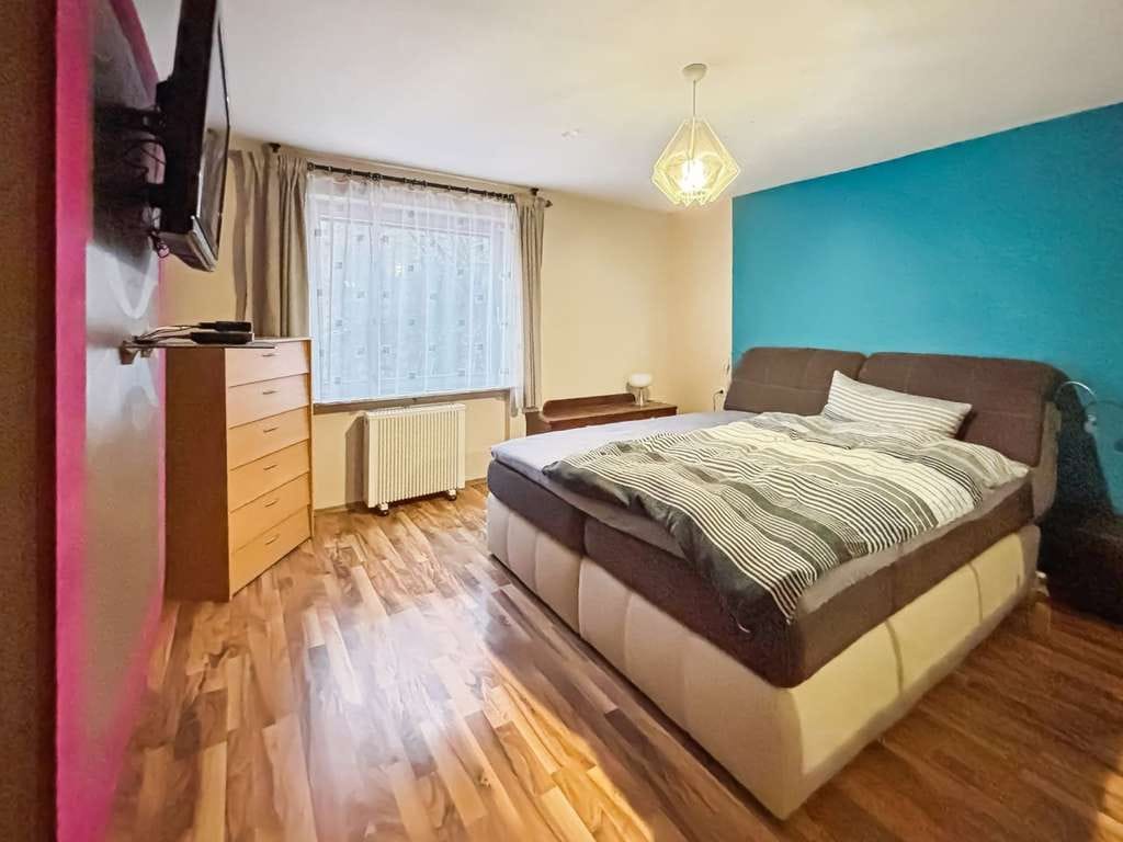 Immobilie in Veringenstadt - Großzügige 5-Zimmer-Wohnung mit Terrasse und Garten in Veringenstadt - Bild 4