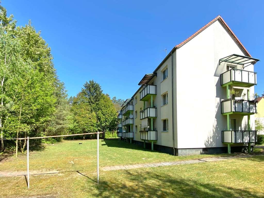 Immobilie in Rauen - Bezugsfreie 3-Zimmerwohnung mit eigenem Garten, im idyllischen Berliner Umland - Bild 2