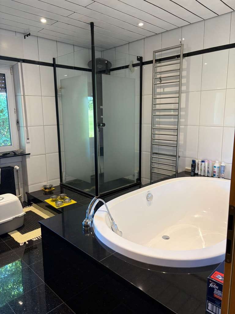 Immobilie in Stadecken-Elsheim - Exklusiver Bungalow mit parkähnlichem Grundstück und maximaler Privatsphäre - Bild 3