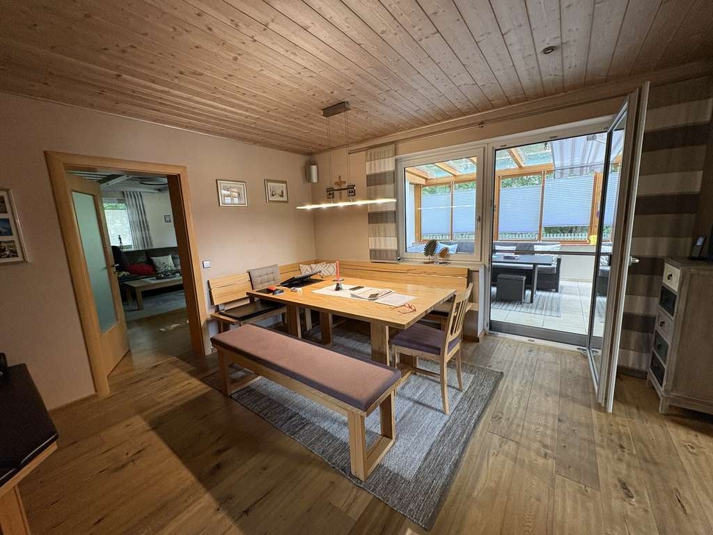 Immobilie in Neufraunhofen - Eine attraktive Kombination aus idyllischem Landleben und hoher Lebensqualität - Bild 2