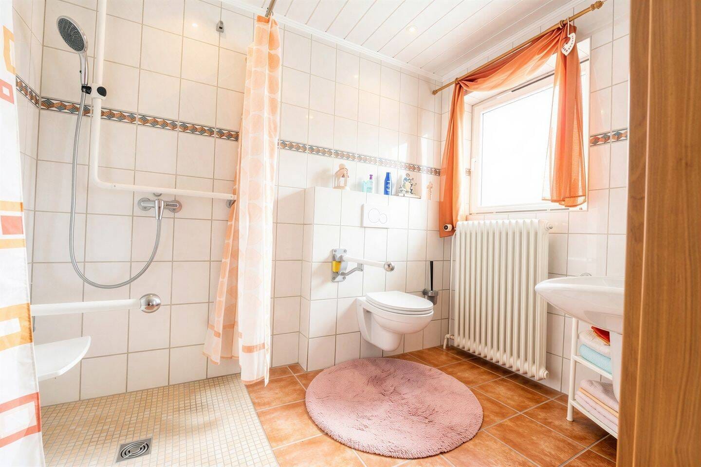 Immobilie in Nordstrand - Einfamilienhaus in ruhiger Lage auf Nordstrand - mit Wintergarten, freiem Feldblick & viel Potenzial - Bild 4