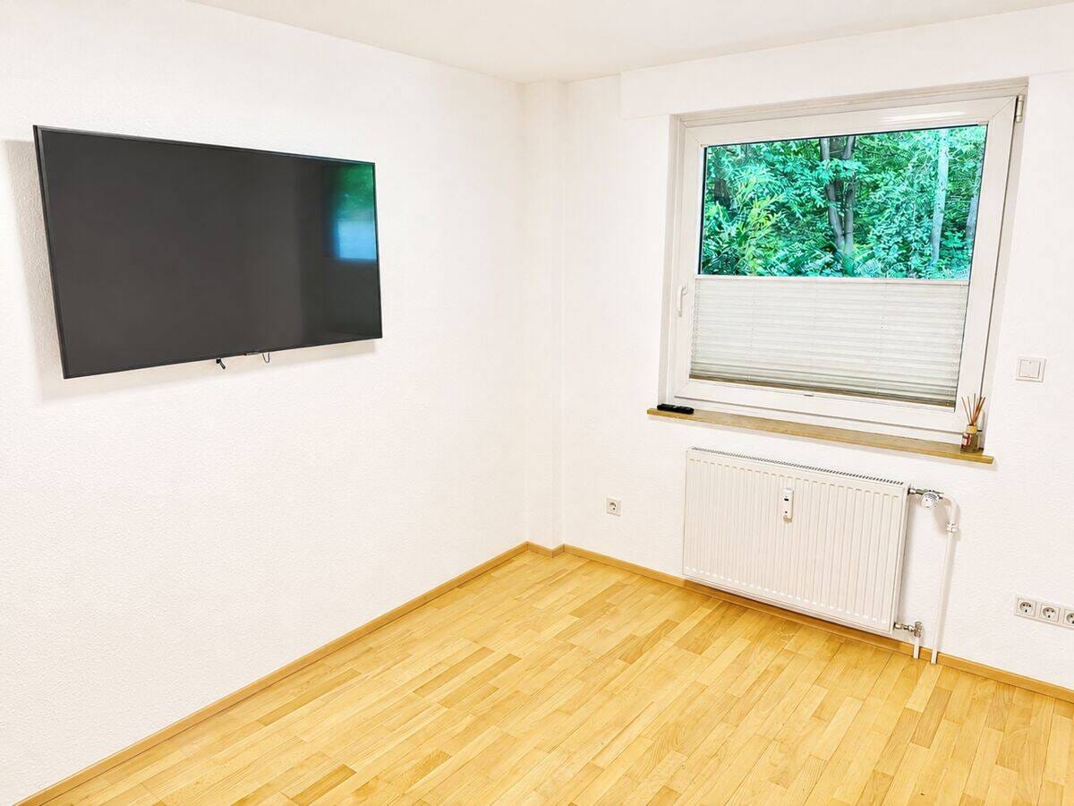 Immobilie in Friedrichsdorf - Moderne Erdgeschoss-Eigentumswohnung mit Einbauküche - Bild 3