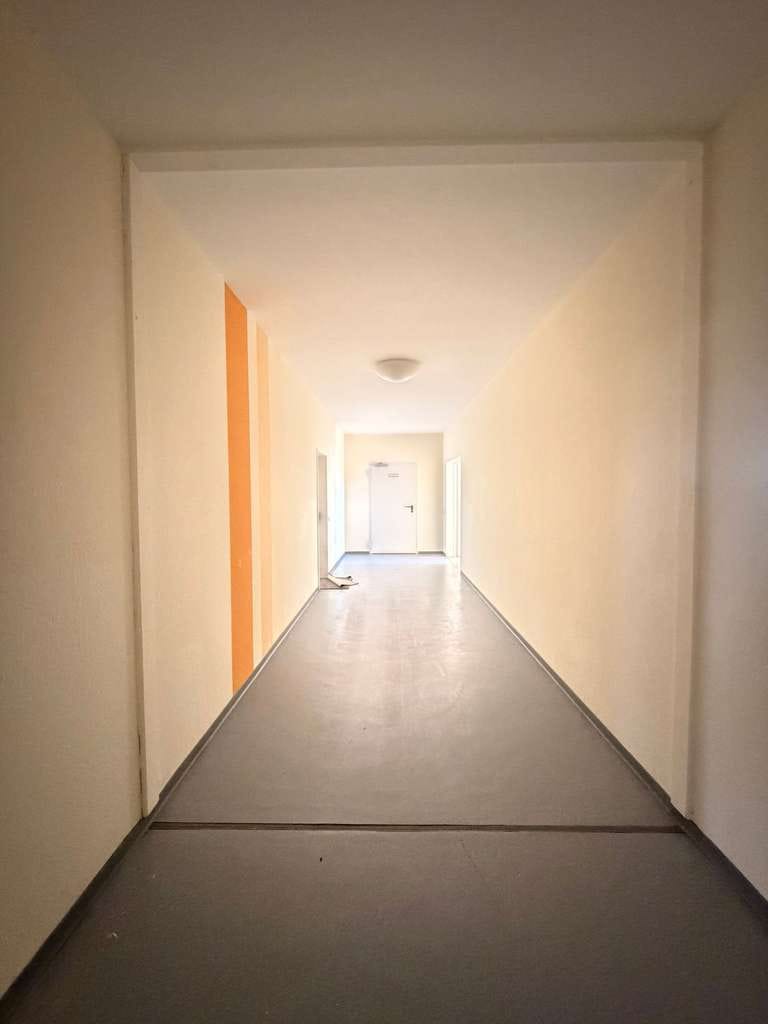 Immobilie in Hennigsdorf - Kapitalanlage: Helle 2-Zimmer-Wohnung mit Stellplatz und Dachbodenabteil - Bild 3